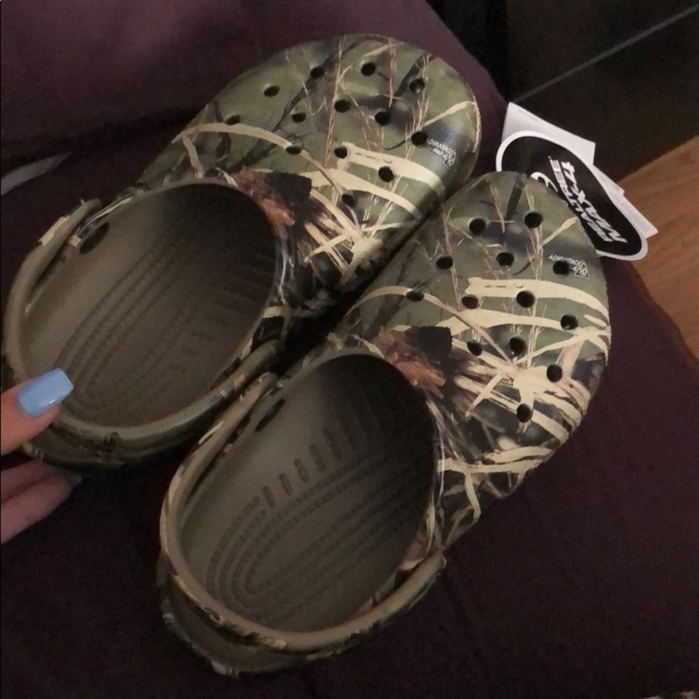 NWT! Camo Crocs ✨
